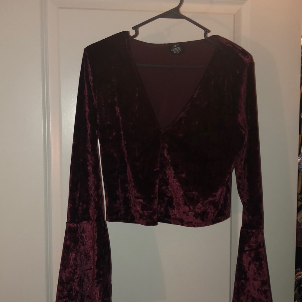 Red Velvet Crop